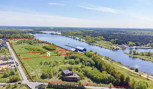 Участок на первой линии в Авроре