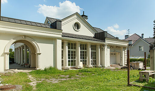 Дом у леса в поселке Риверсайд