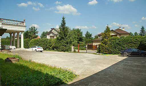 Дом у леса в поселке Риверсайд