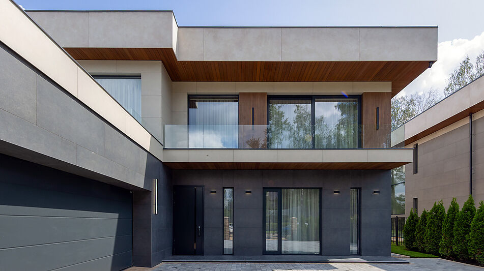 Современный дом в КП Монтевиль