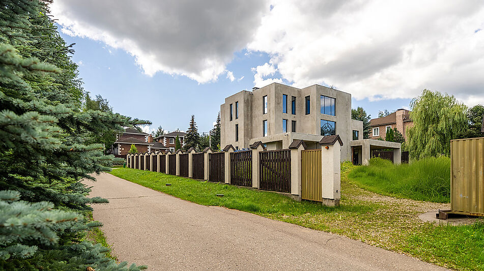 Дом у леса в послеке Ивановское