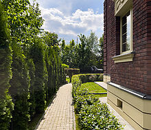 Дом с парком в Поздняково