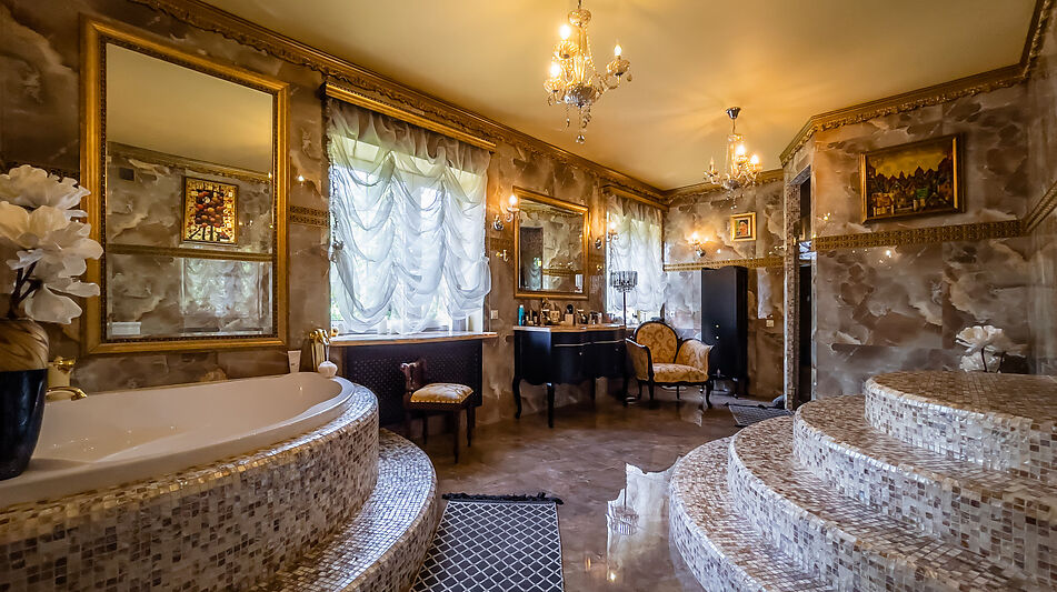 Дом с парком в Поздняково