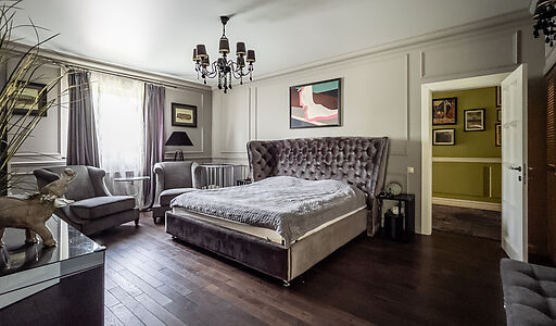 Дом с парком в Поздняково