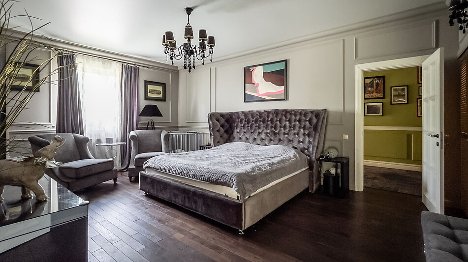 Дом с парком в Поздняково