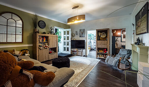 Дом с парком в Поздняково