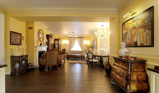 Дом с парком в Поздняково