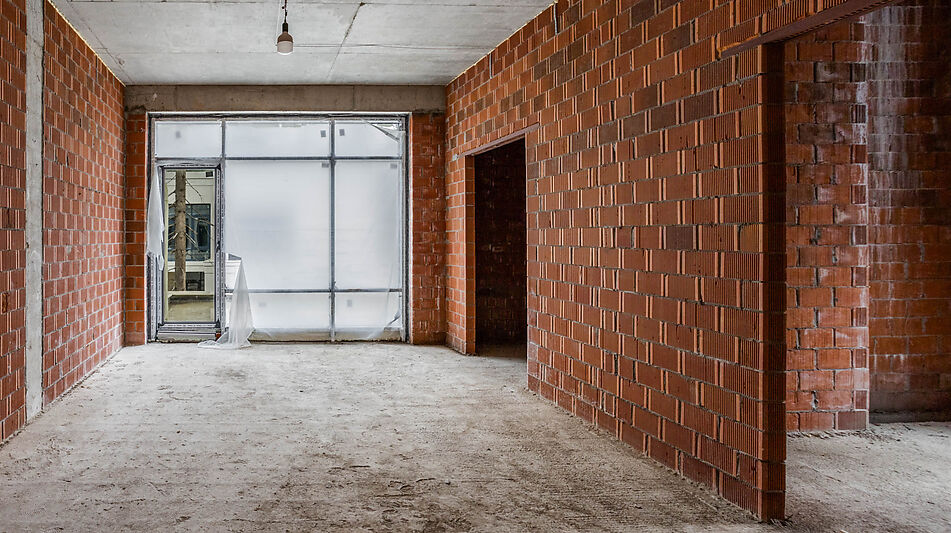 Дом под отделку в сосновом лесу