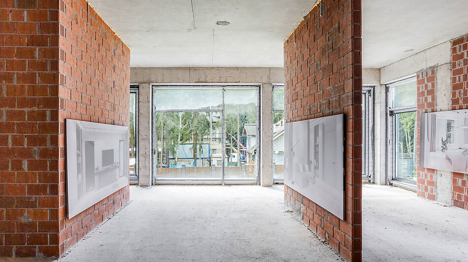 Дом под отделку в сосновом лесу