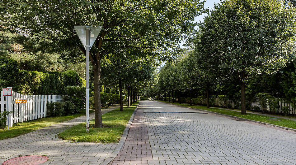 Участок в Резиденции Бенилюкс