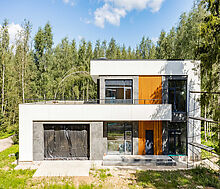 Дом под отделку в сосновом лесу