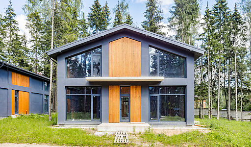 Дом под отделку в сосновом лесу