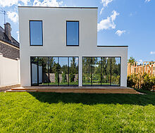 Дом с видом на воду в Славково