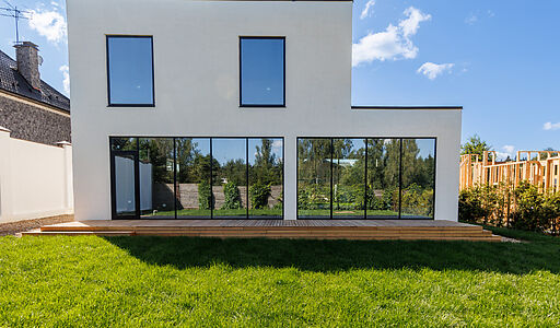 Дом с видом на воду в Славково