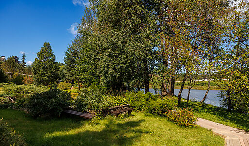 Дом с видом на воду в Славково