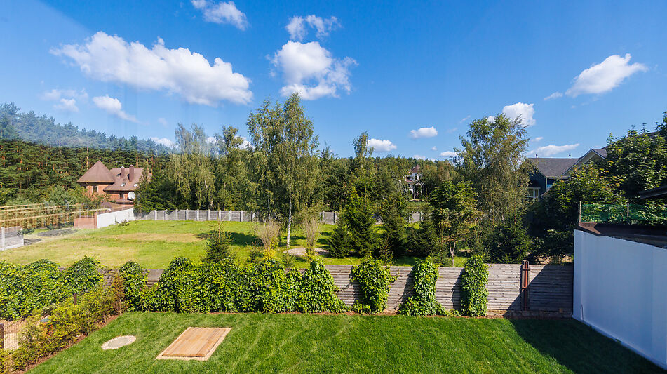 Дом с видом на воду в Славково