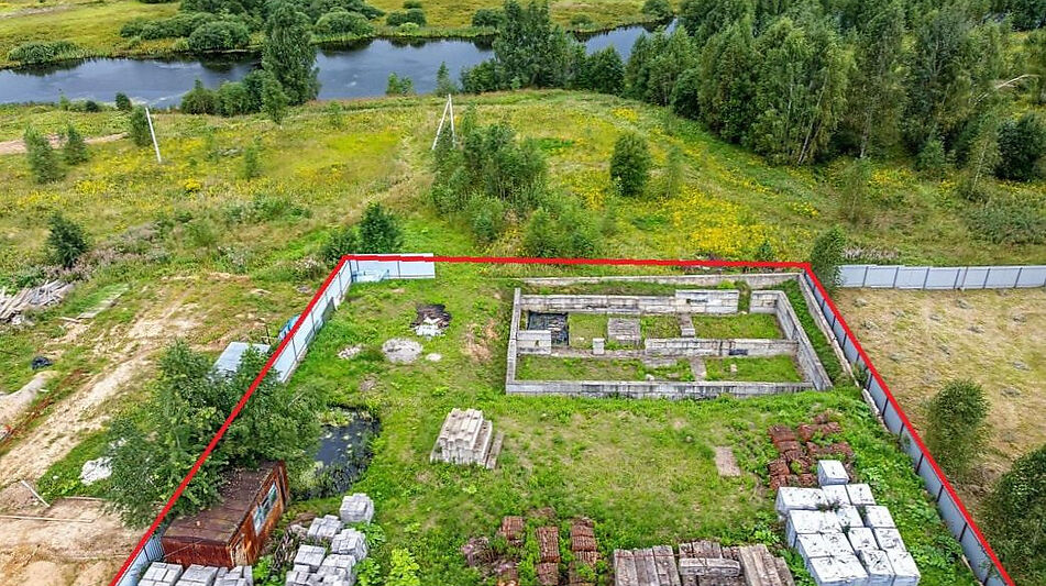 Участок в Сухарево