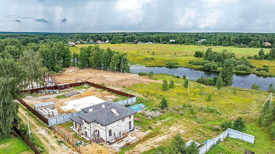 Участок в Сухарево