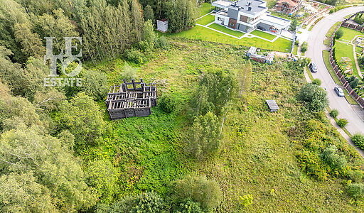 Прилесной участок в КП 