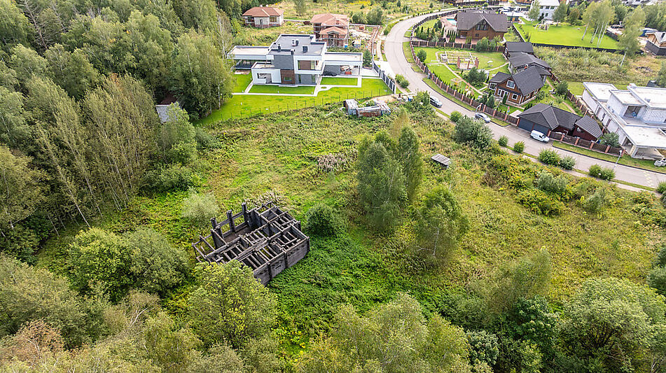 Прилесной участок в КП 