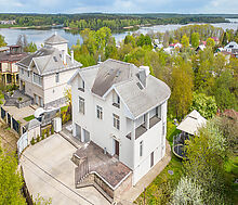 Большая черная