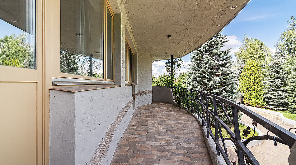 Резиденция в Лугинино