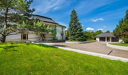 Резиденция в Лугинино