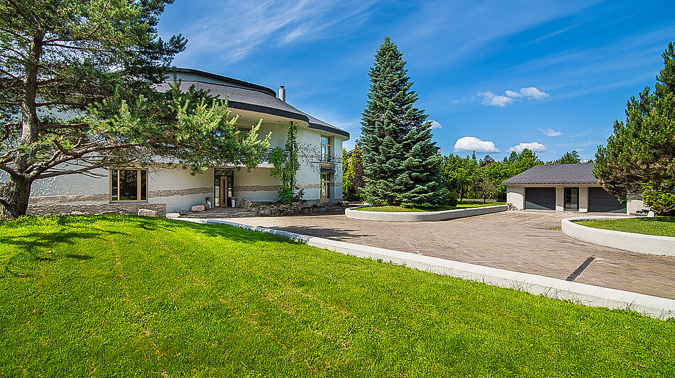 Резиденция в Лугинино