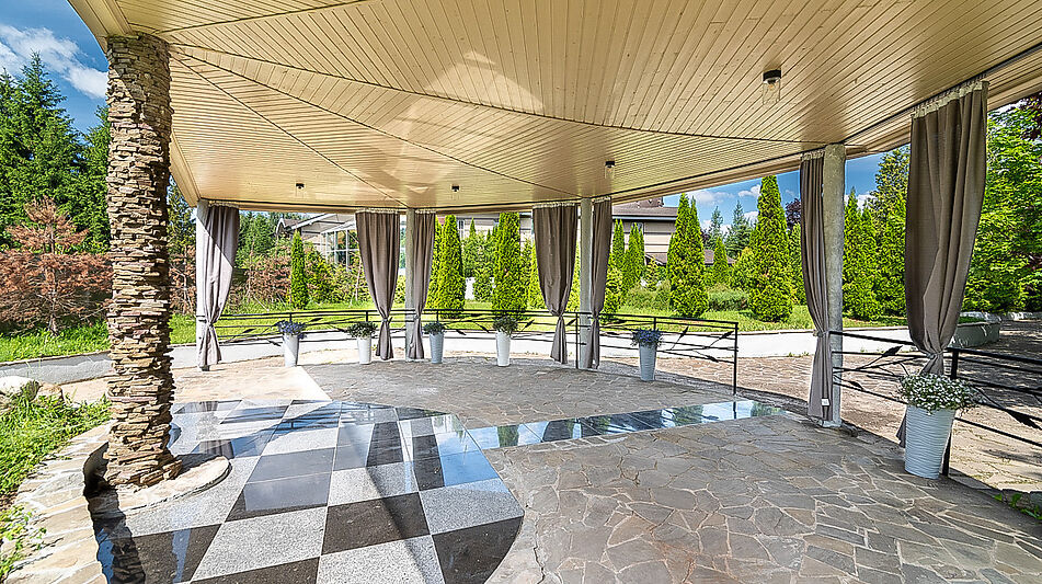 Резиденция в Лугинино