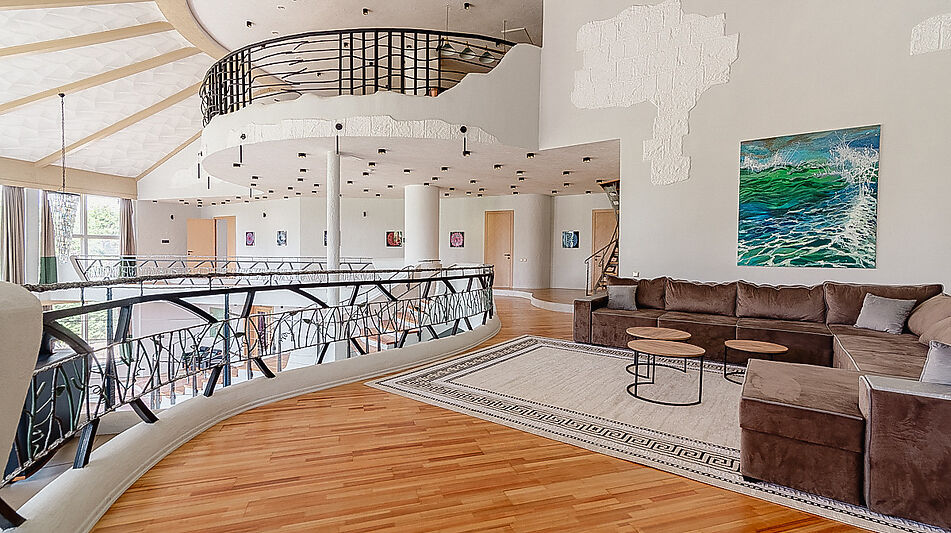 Резиденция в Лугинино