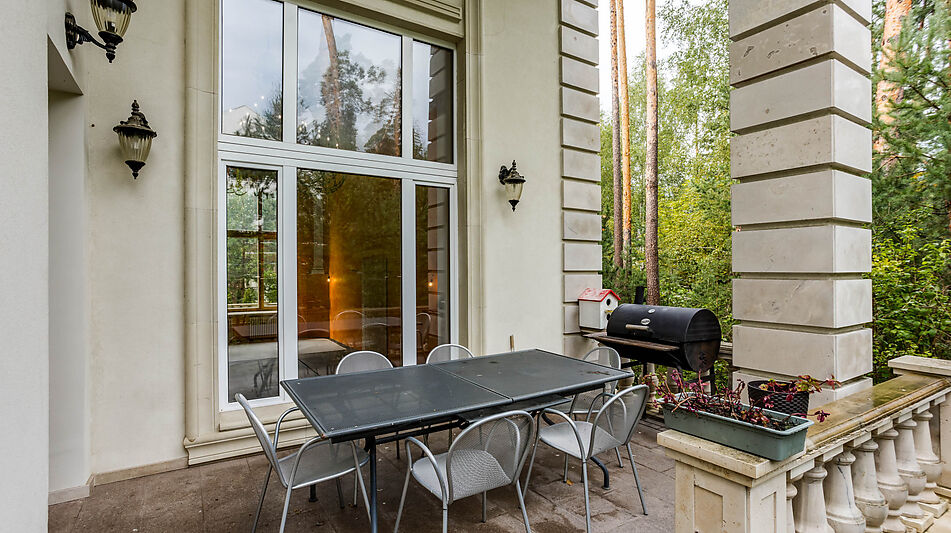 Английская классика у леса