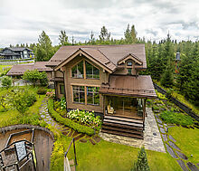 Стильный дом из бруса в Фокс Хилс