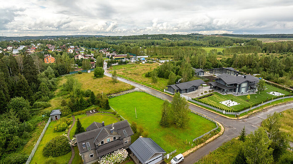 Стильный дом из бруса в Фокс Хилс