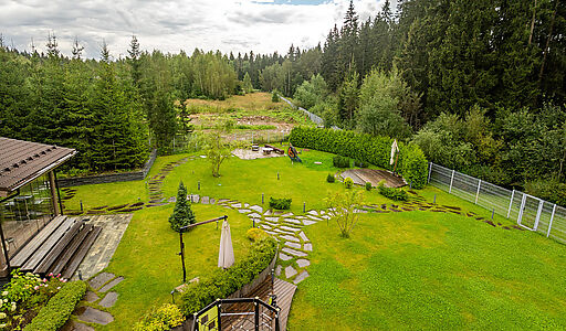 Стильный дом из бруса в Фокс Хилс