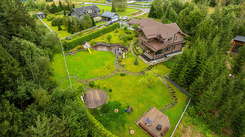 Стильный дом из бруса в Фокс Хилс