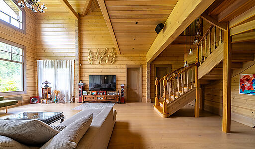 Стильный дом из бруса в Фокс Хилс