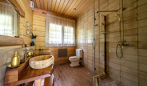 Стильный дом из бруса в Фокс Хилс