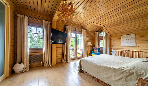 Стильный дом из бруса в Фокс Хилс