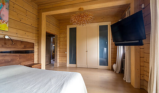 Стильный дом из бруса в Фокс Хилс