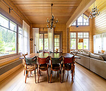 Стильный дом из бруса в Фокс Хилс