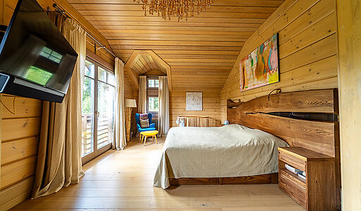 Стильный дом из бруса в Фокс Хилс