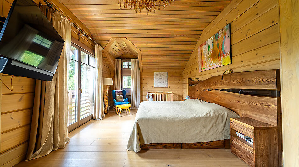 Стильный дом из бруса в Фокс Хилс