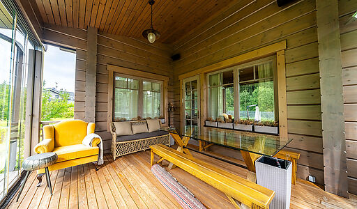 Стильный дом из бруса в Фокс Хилс