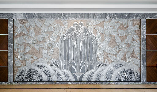 Дом у озера в поселке Монолит