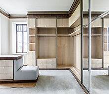 Дом у озера в поселке Монолит