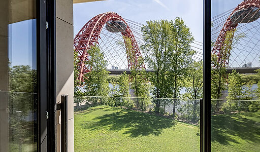 Таунхаус с видом на Москва-реку