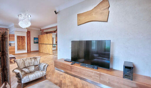 Видовая квартира на Патриарших