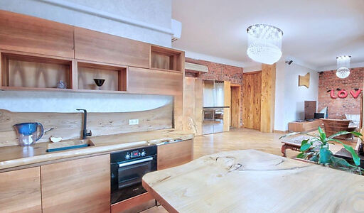 Видовая квартира на Патриарших