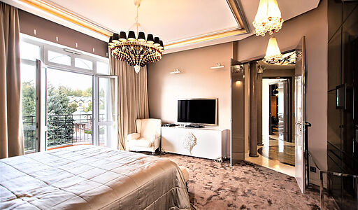 Панорамная дизайнерская квартира