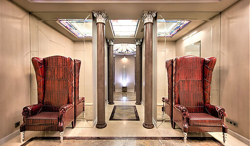 Панорамная дизайнерская квартира